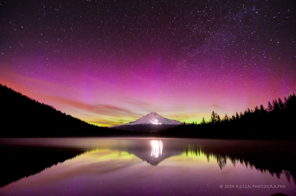 Aurora Borealis. From Oregon facing Mount Hood by Josh Kulla