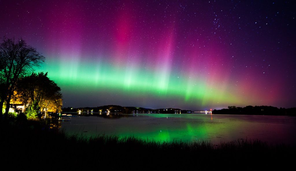 Aurora Borealis. From Peterborough, Ontario, Canada by Peter Nguyen